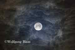 576_Vollmond-mit-Wolken